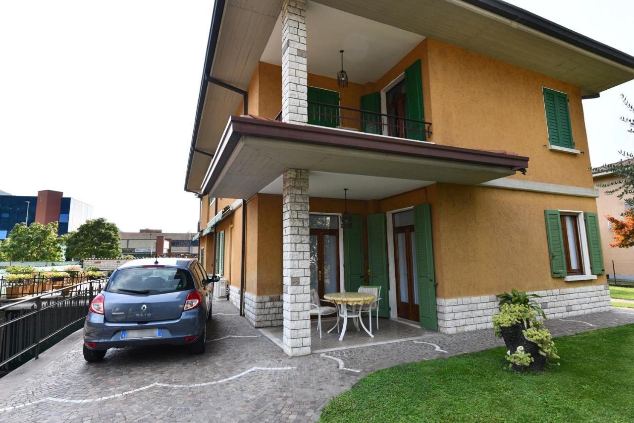 Fontana Fiorita Iseo Apartment Bagian luar foto